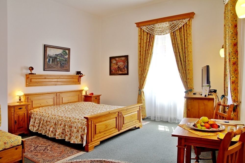 Český Krumlov Hotel Oldinn מראה חיצוני תמונה