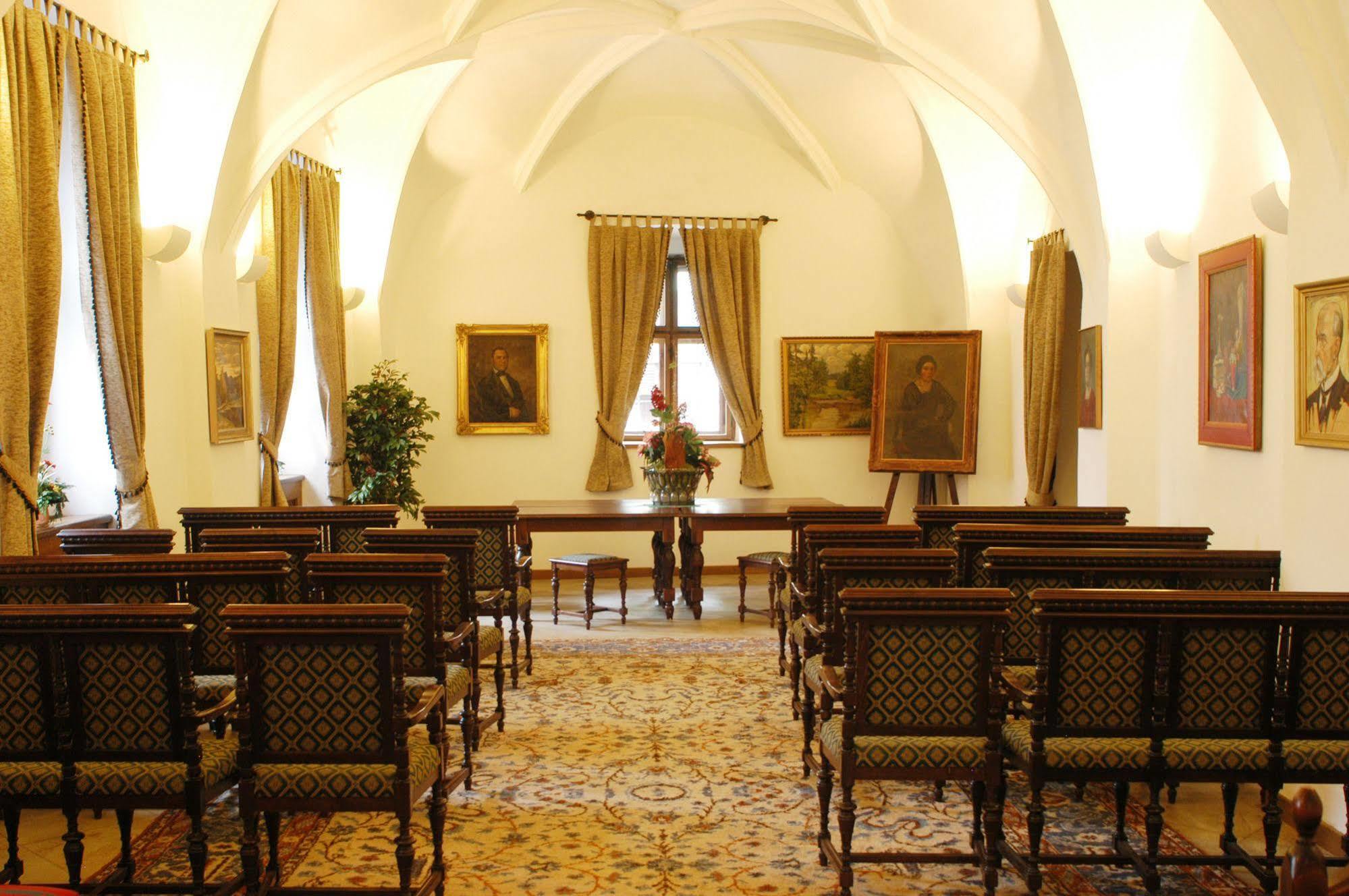 Český Krumlov Hotel Oldinn מראה חיצוני תמונה